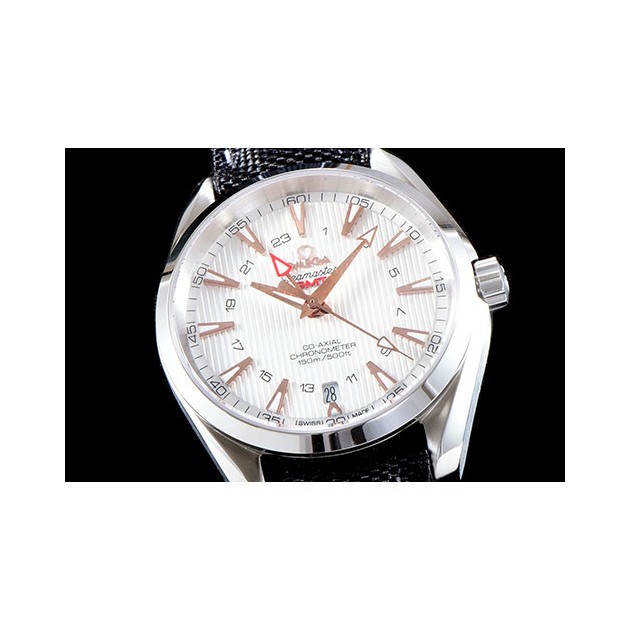 OMEGA 오메가 아쿠아테라 GMT-17 231.13.43.22.02.004