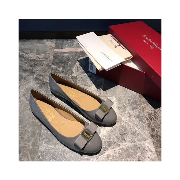FERRAGAMO 페레가모 플랫 M1618-2