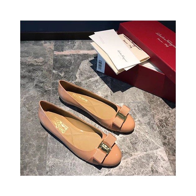 FERRAGAMO 페레가모 플랫 M1618-3