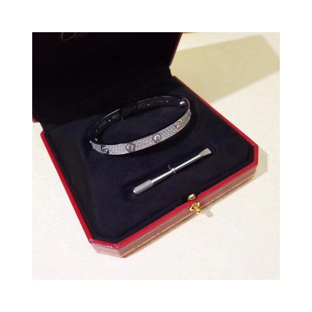 CARTIER 까르띠에 LOVE 브레이슬릿 다이아 파베 세팅