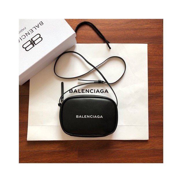 BALENCIAGA 발렌시아가 카메라백  25CM B70098-1 신상