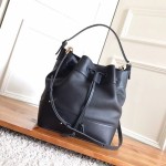 LOEWE 로에베 미디나잇 버킷백 신상