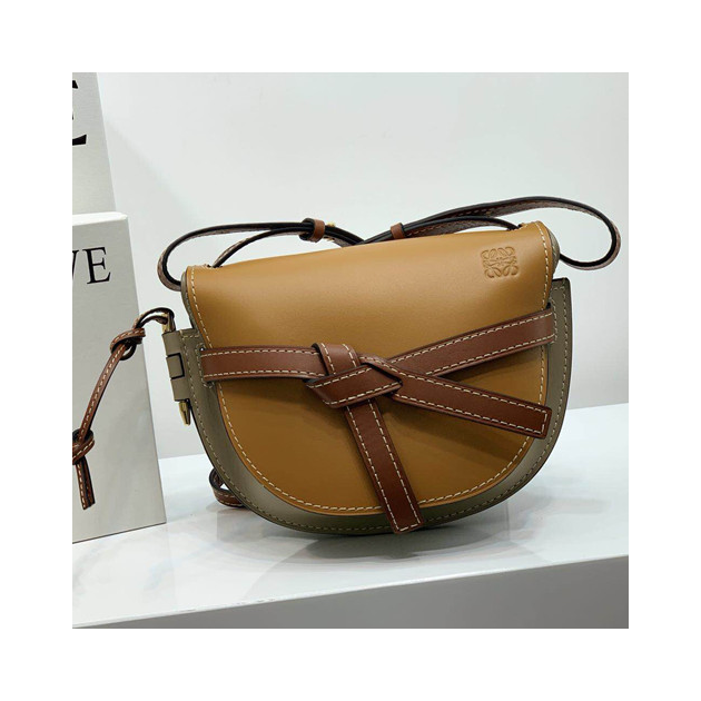 LOEWE 로에베 게이트백 L309100-3 신상 (연예인가방)