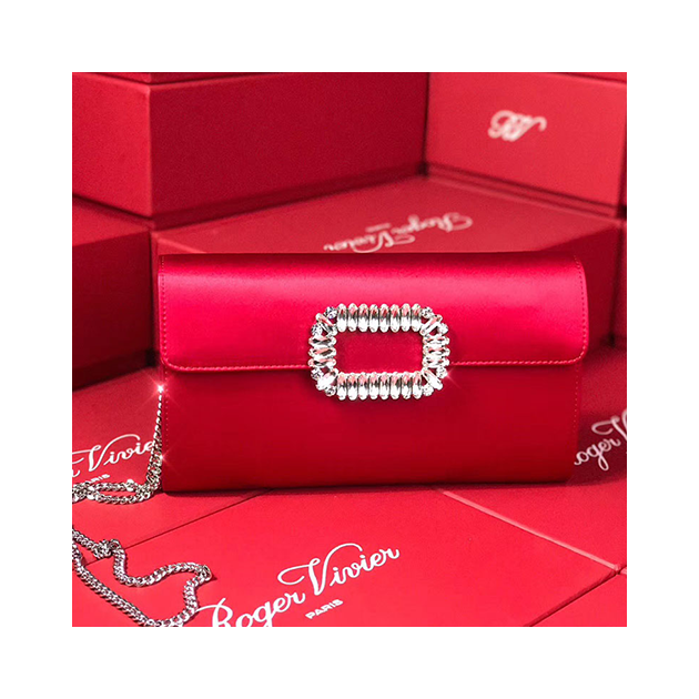 ROGER VIVIER 로저비비에 체인 클러치 24CM R50014
