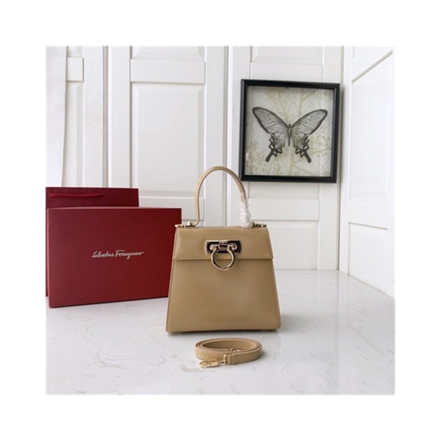 FERRAGAMO 페레가모 미니 토트&숄더백 DY-212267-2