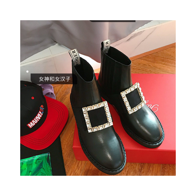 ROGER VIVIER 로저비비에 부츠 (굽높이 4.5CM)  G58091 신상 (250사이즈 주문제작)