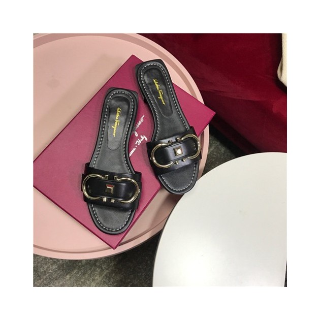 FERRAGAMO 페레가모 슬리퍼 신상 (240,250사이즈 주문제작)