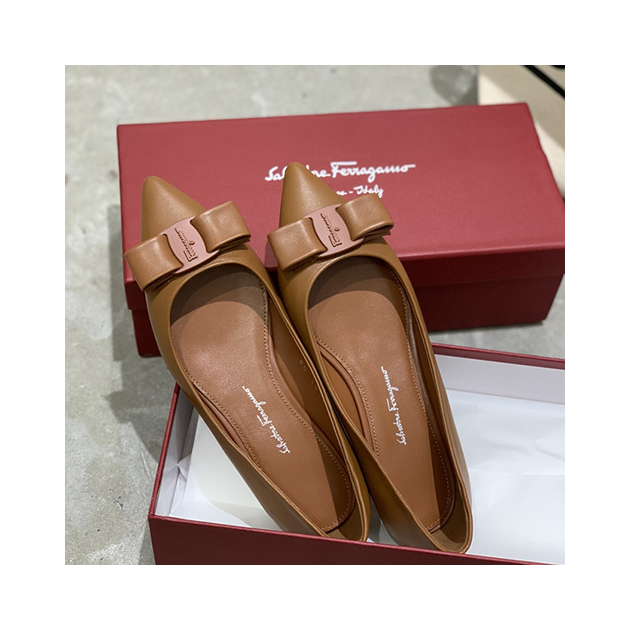 FERRAGAMO 페레가모 여성용 단화 굽높이2CM F60099-3 2020/신상