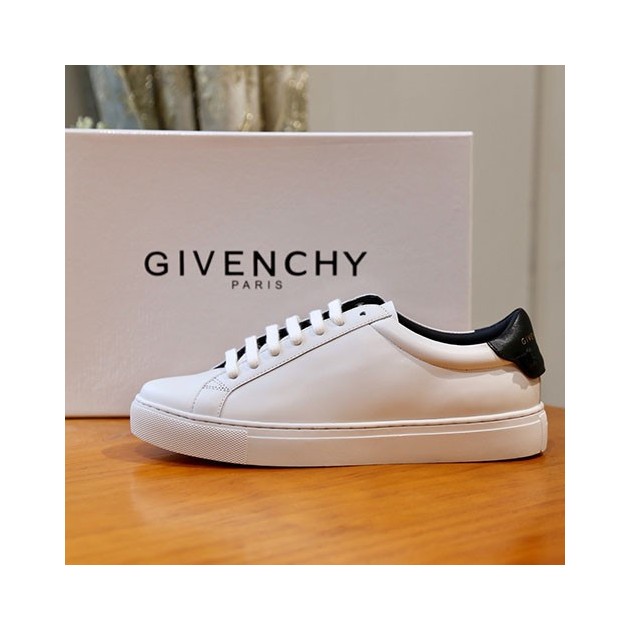 GIVENCHY 지방시 남여공용 스니커즈 봄신상