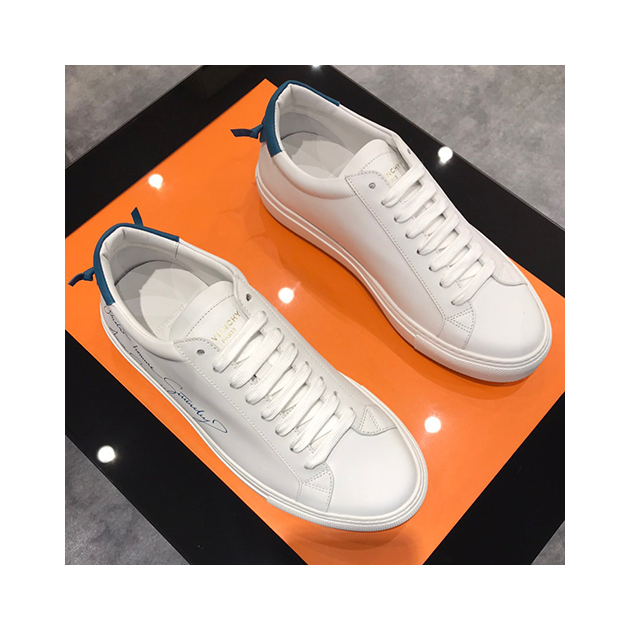 GIVENCHY 지방시 남성용 스니커즈 G10810-3