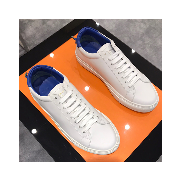 GIVENCHY 지방시 남성용 스니커즈 G10810-4