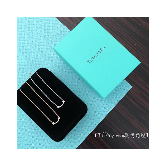 TIFFANY&CO 티파니앤코 목걸이 T1081 2020/신상  (정품과 비교가능한 퀄리티 )