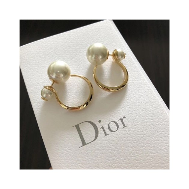 DIOR 디올 귀걸이 D91111 2020/신상 (정품과 비교가능한 퀄리티 )