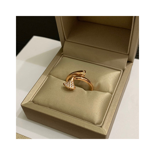 BULGARI  불가리 반지 B5060 (사이즈 카톡상담) (정품과 비교가능한 퀄리티 )