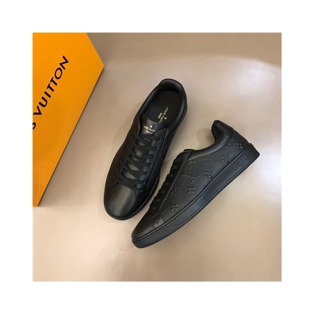 LOUIS VUITTON 루이비통 남성용 스니커즈 L39909-2 2COLOR