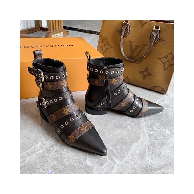 LOUIS VUITTON 루이비통 여성용 부츠 L30034 2020/신상