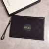 GUCCI  구찌 오프 더 그리드 클러치 625598 2020/신상