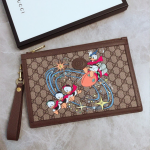 GUCCI 구찌 디즈니 콜라보 도널드 덕 파우치 647925 2020/신상