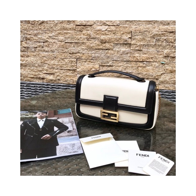 FENDI 펜디 미듐 바케트백 F8783-2