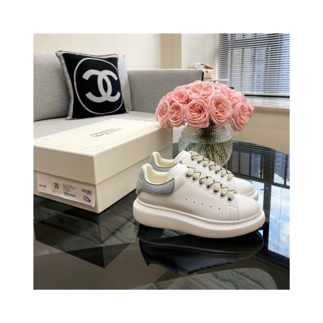ALEXANDER MCQUEEN 알렉산더맥퀸 남여공용 스니커즈 M62050 2021/신상