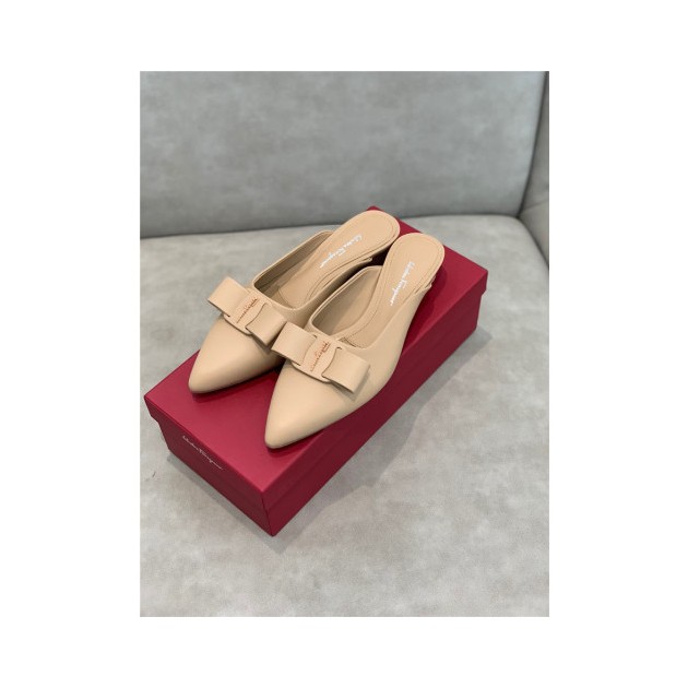 FERRAGAMO 페레가모 여성용 슬리퍼 F40701