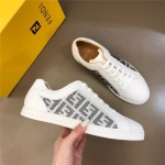 FENDI 펜디 남성용 스니커즈 F64089