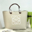 LOEWE 로에베 아나그램 토트백 L36210