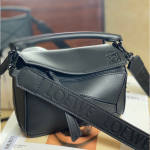 LOEWE 로에베 퍼즐백 미니 L01811