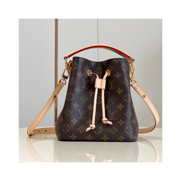 LOUIS VUITTON  루이비통 네오노에 BB M46581