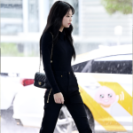 [블랙핑크 제니] CHANEL 샤넬 체인 골든볼 쁘띠삭 램스킨 숄더백 블랙 금장