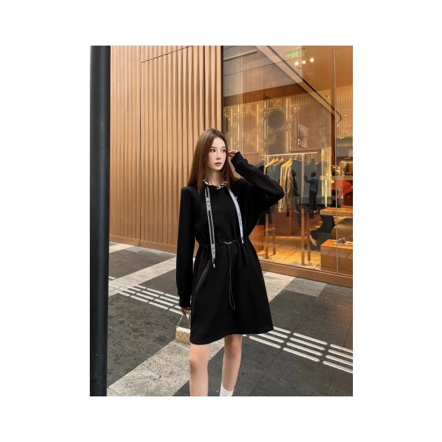 DIOR 디올 롱 후드 원피스