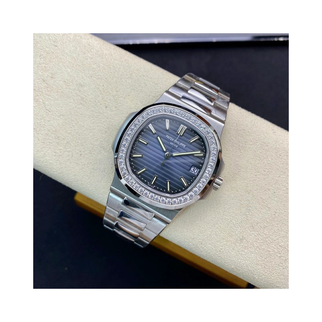 PATEK PHILIPPE 파텍필립 노틸러스 청판 다이얼 5711 다이아 베젤