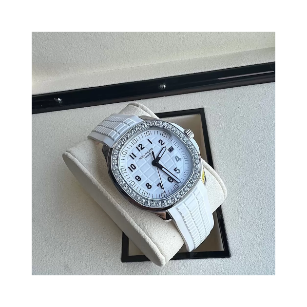 PATEK PHILIPPE 파텍필립 아쿠아넛 흰판 다이아 베젤 38.8mm 5267