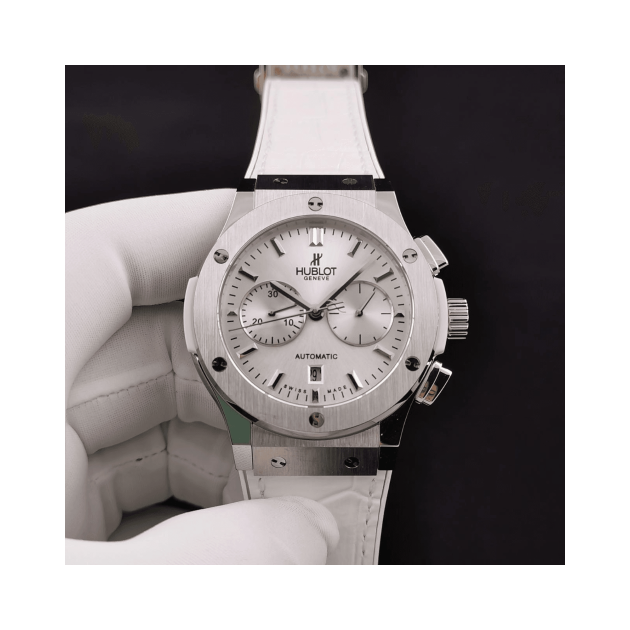 HUBLOT 위블로 클래식 퓨전 티타늄 화이트다이얼 521.NX.2611.LR