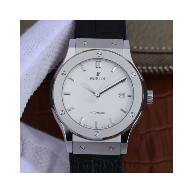 HUBLOT 위블로 클래식퓨전 티타늄 화이트다이얼 542.NX.2611.LR
