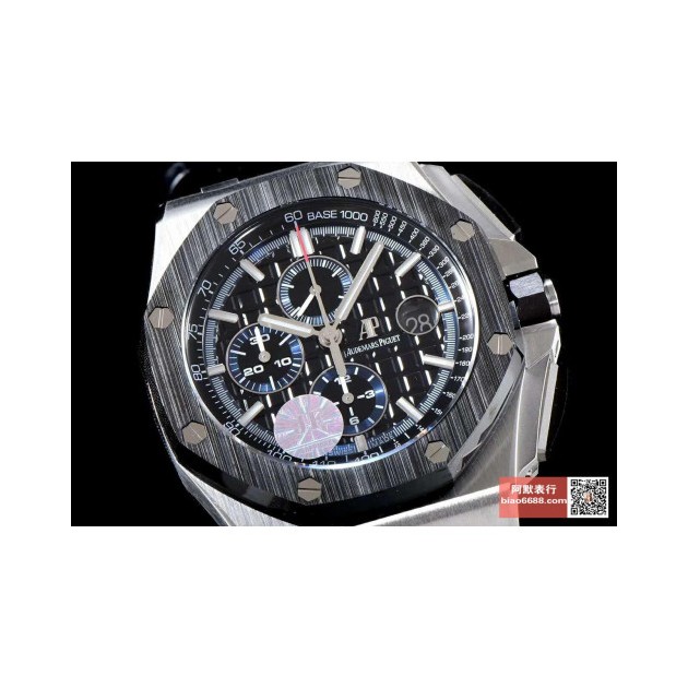 AUDEMARS PIGUET 오데마피게 로얄오크 오프쇼어 플래티넘/블랙 세라믹 베젤 스페셜에디션