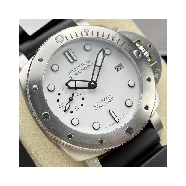 PANERAI 파네라이 섭머저블 비앙코 흰판 42mm PAM02223