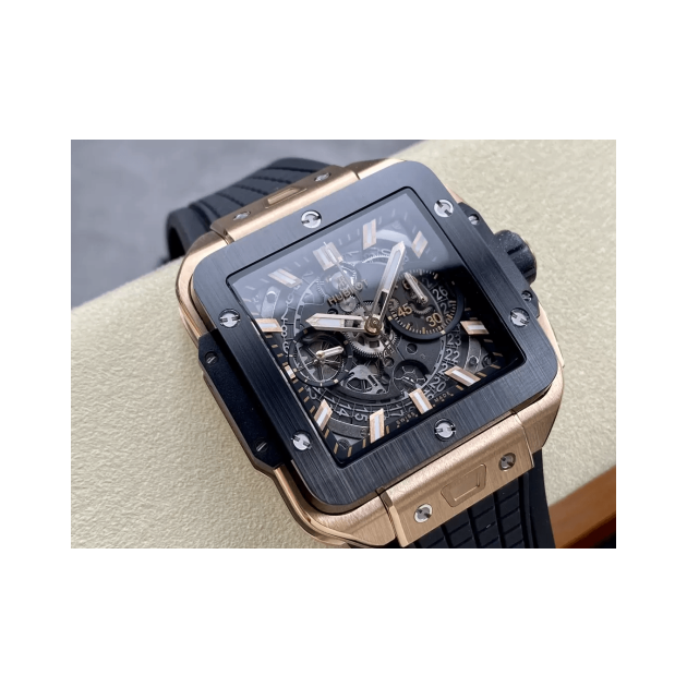 HUBLOT 위블로 스퀘어뱅 유니코 티타늄 로골 블랙 베젤 42mm 821.NM.0170.RX