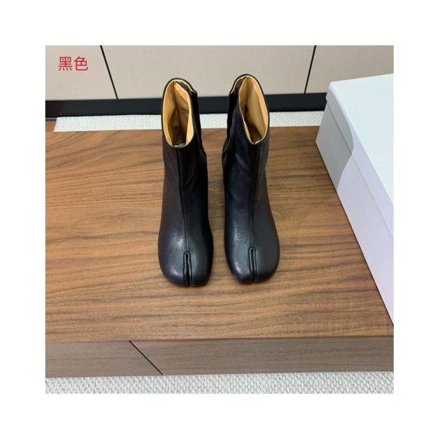MAISON MARGIELA 메종마르지엘라 여성용 부츠 (굽높이6CM) 2024/신상 블랙,화이트 2color