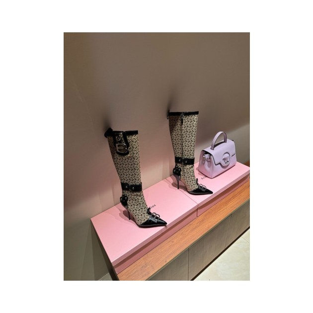 BALENCIAGA 발렌시아가 여성용 롱 부츠 (굽높이10.5CM) B98200 2024/신상