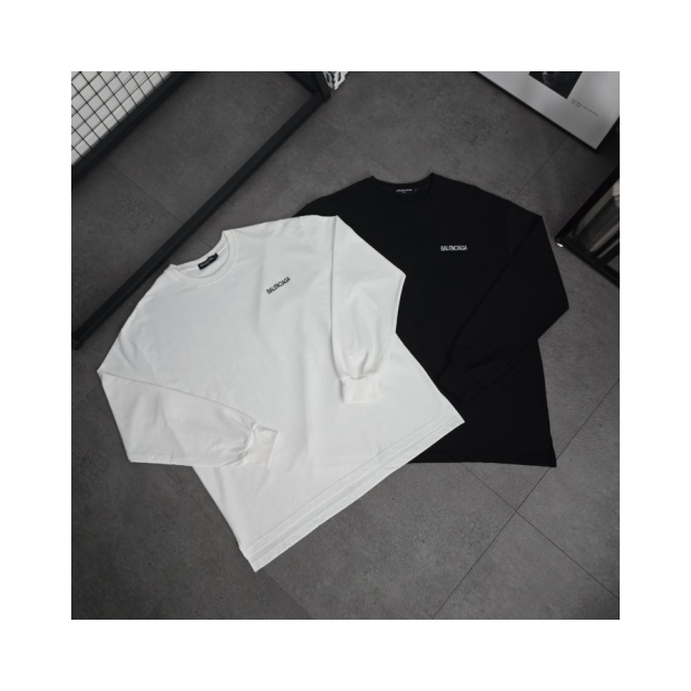 BALENCIAGA 발렌시아가 로고 자수 옆트임 티셔츠