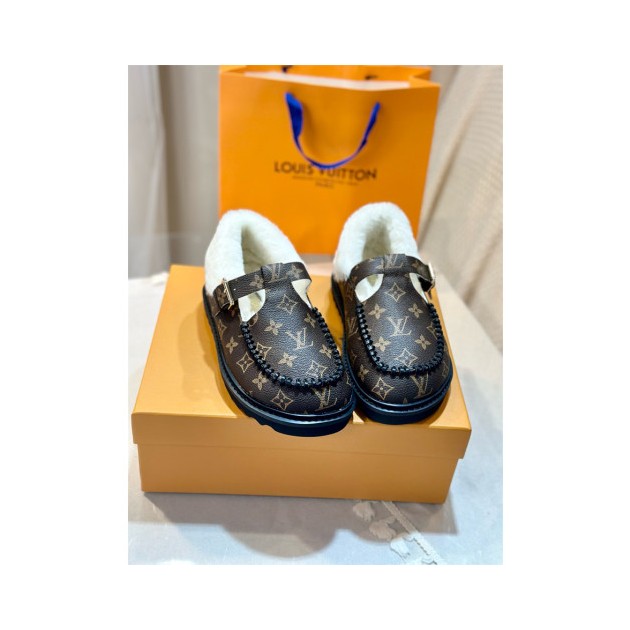LOUIS VUITTON 루이비통 여성용 스니커즈 V92895-1 2024/신상