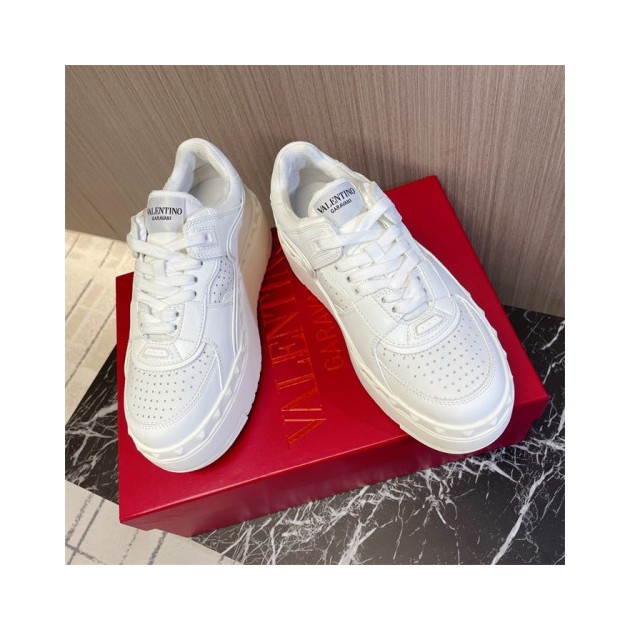 VALENTINO 발렌티노 여성용 스니커즈 V92895-2 2024/신상 2COLOR