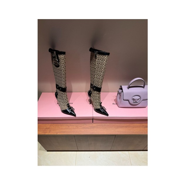 BALENCIAGA 발렌시아가 여성용 롱 부츠 (굽높이10.5CM) B98190 2024/신상