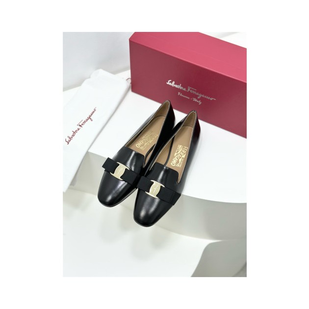FERRAGAMO 페레가모 여성용 로퍼 F64221-2 2024/신상 2COLOR