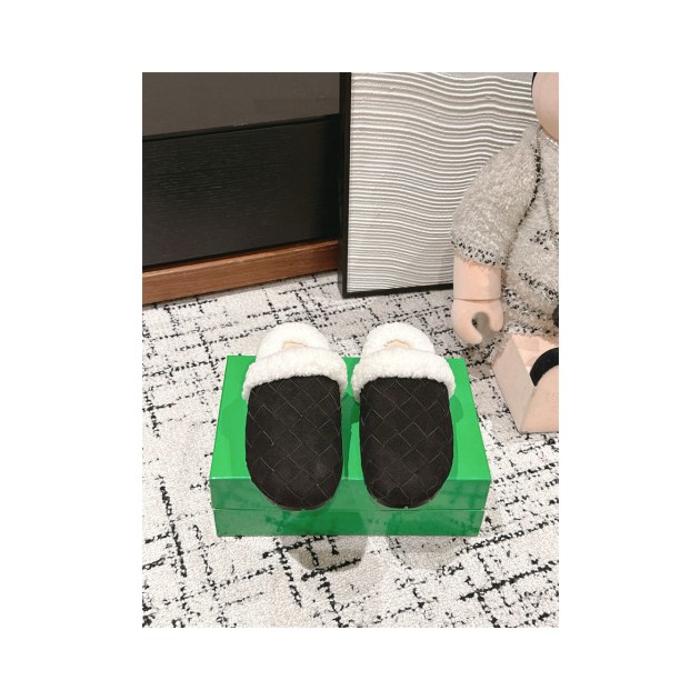 BOTTEGA VENETA 보테가베네타 여성용 슬리퍼 B76422-1 2024/신상 2COLOR