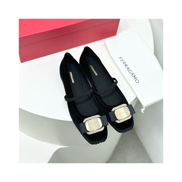 FERRAGAMO 페레가모 여성용 단화 F86624-1 2024/신상 블랙,레드 2color