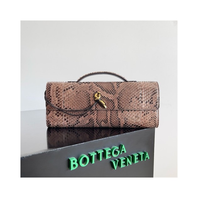 BOTTEGA VENETA 보테가베네타 안디아모 롱 핸들 클러치 크로스백 794945 2024/신상