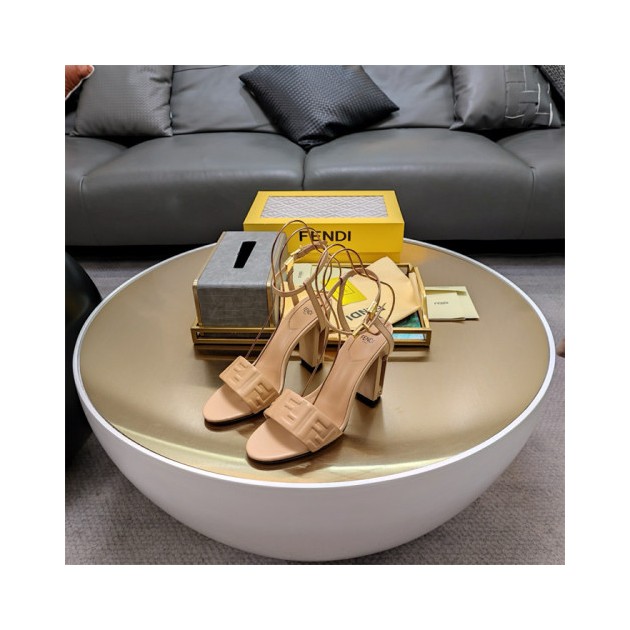 FENDI 펜디 여성용 샌들 (굽높이10CM) F91536-2 2024/신상 2COLOR