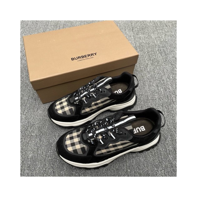 BURBERRY 버버리 남성용 스니커즈 B68434-1 2024/신상 2COLOR